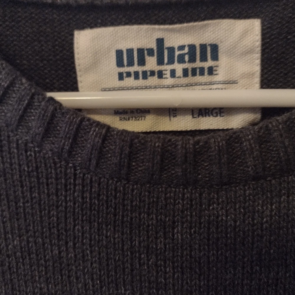 Urban Pipeline Wolf Sweater - Picture 2 of 3